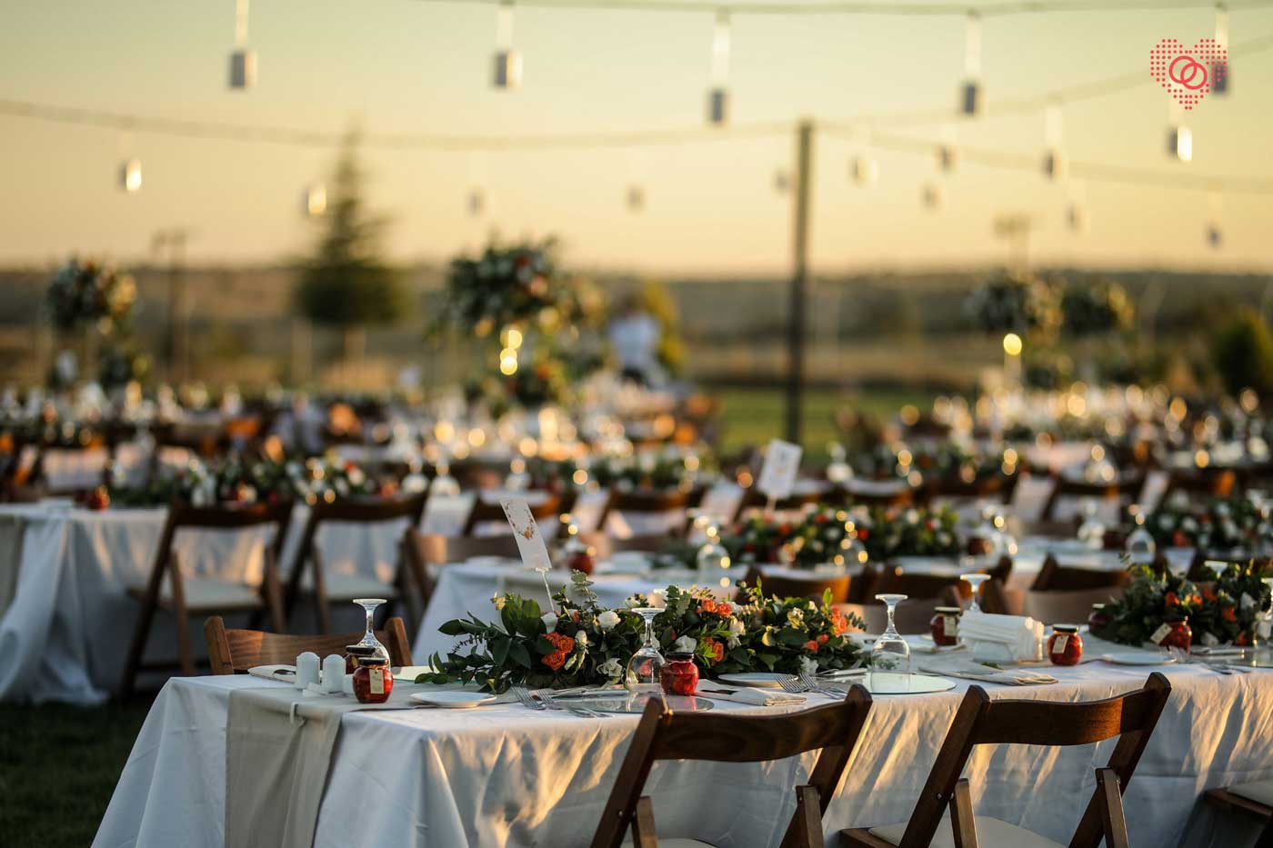 12 jeux mariage pendant le repas (sans déranger le service)